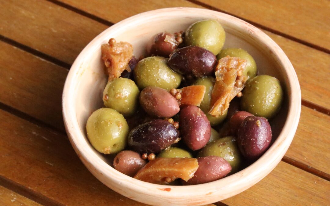 Olives marinées au citron confit